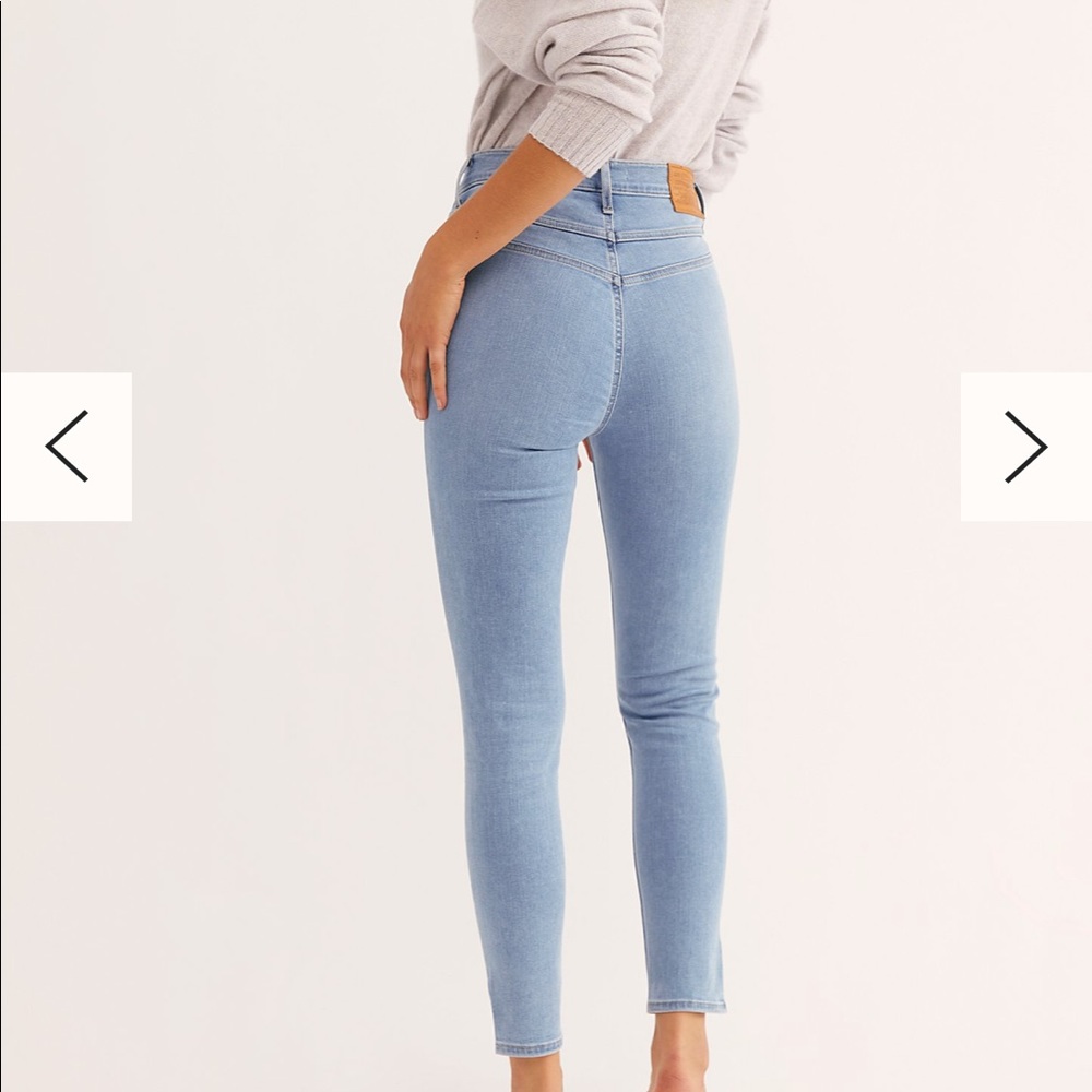 Levi’s Mile High Super Skinny ankle jeans, 28